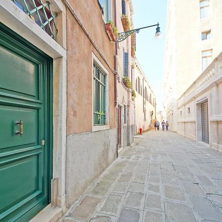 Dolcevita Apartments N 146 Венеция Экстерьер фото